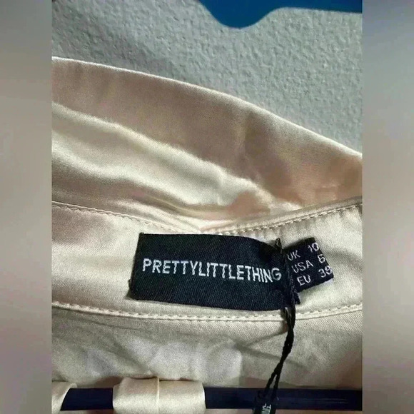 NWT | PrettyLittleThing Champagne Satin Ruched Shirt Dress | Women’s Size US 6 - Picture 6 of 14